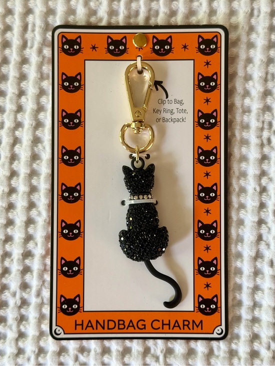 T.J.Maxx Accessories - Halloween Black Cat Glass Crystal Bag Charm Purse Backpack Key Ring Moving Tail